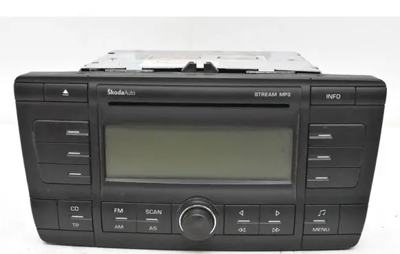 Skoda Octavia Mk2 (1Z) Radio/CD/DVD/GPS head unit 1Z0035161C