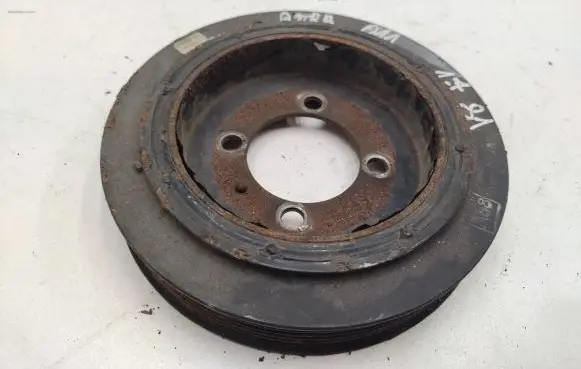 Opel Astra J Crankshaft pulley