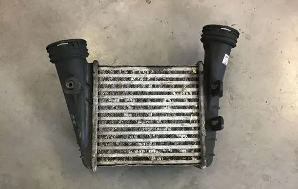Skoda Superb B5 (3U) Intercooler radiator 3B0145806 1790757