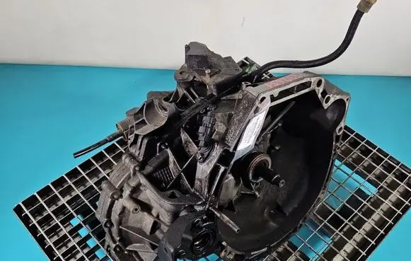 Renault Laguna III Manual 5 speed gearbox TL4A013 IMPRK1606348