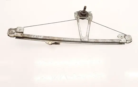 Rear door manual window regulator