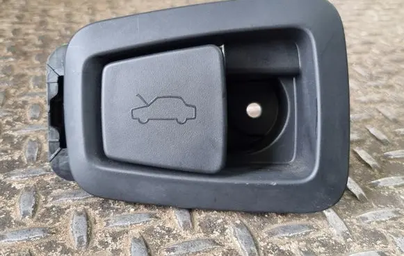 Volvo XC60 Engine bonnet (hood) release handle 32277309 32277310