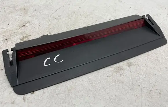 Volkswagen PASSAT CC Third/center stoplight 3C8945087