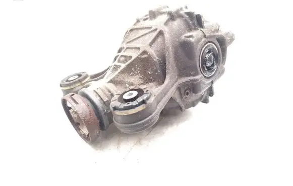 Jaguar XE Rear differential GX73-4A213-FD