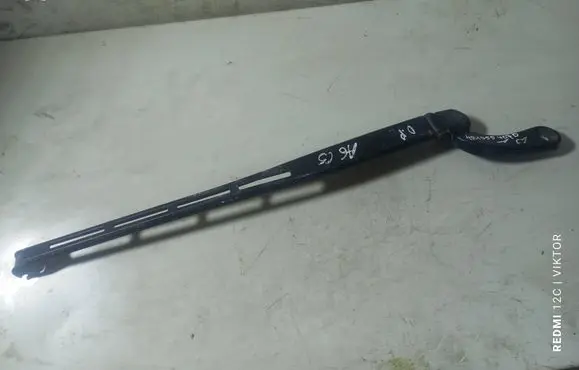 Audi A6 S6 C5 4B Front wiper blade arm 4B1955407D