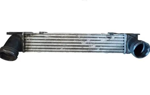 BMW 3 E92 E93 Intercooler radiator 7800680 17517789333 17517800680