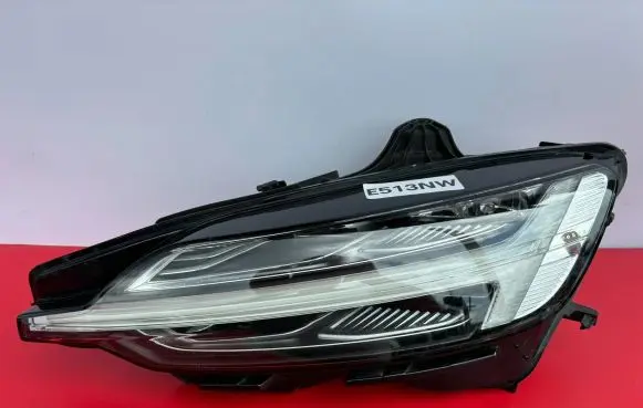 Volvo S60 Headlight/headlamp 32365339