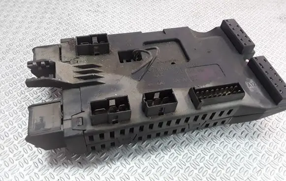 Mercedes-Benz Vito Viano W638 Fuse module 0005400650