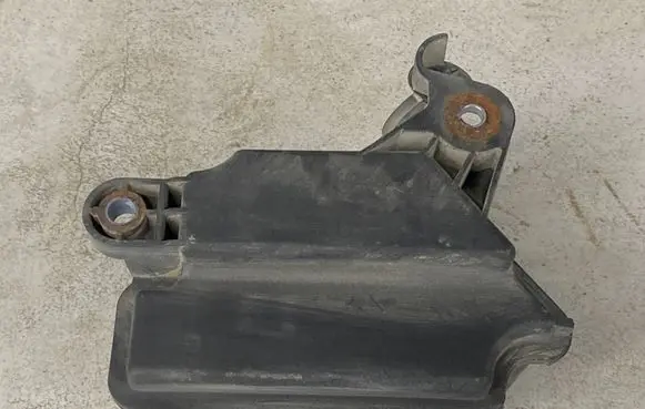 Volvo V50 Vacuum air tank 9646411180 2075