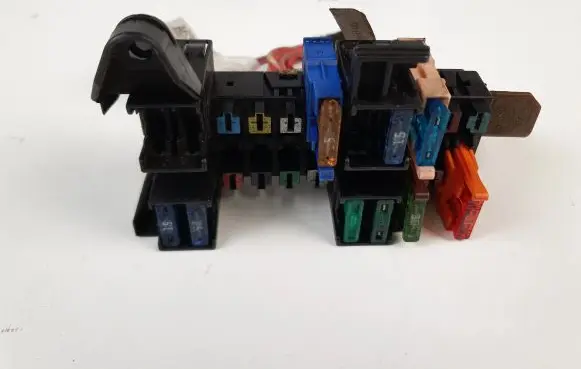 Mercedes-Benz Vito Viano W639 Fuse module A6395408933