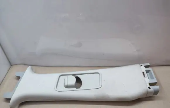 (B) pillar trim (top)