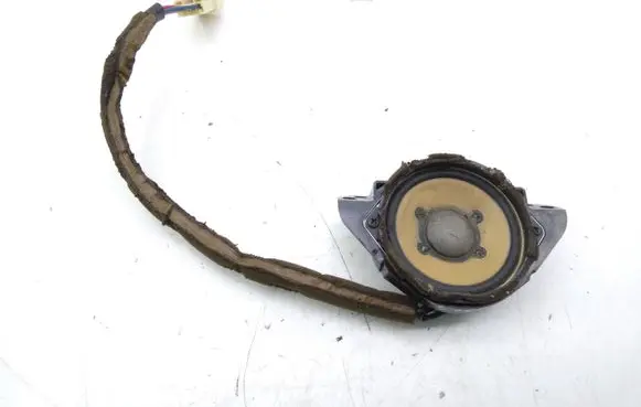 Toyota Avensis T270 Panel speaker 8616005200 1530000270A101