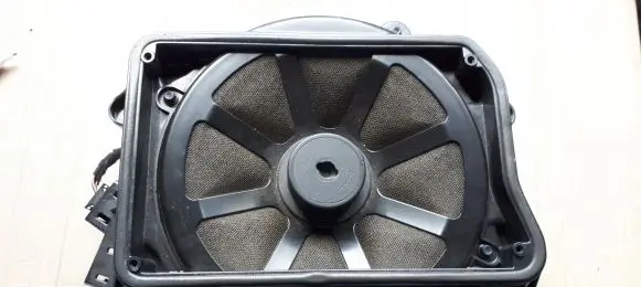 Audi A6 S6 C7 4G Subwoofer speaker 4G1035709