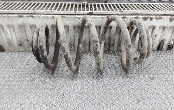 Opel Astra H Rear coil spring