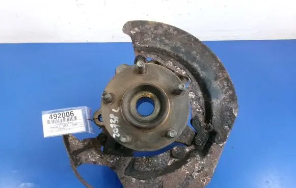 Mazda 3 I Front wheel hub spindle knuckle