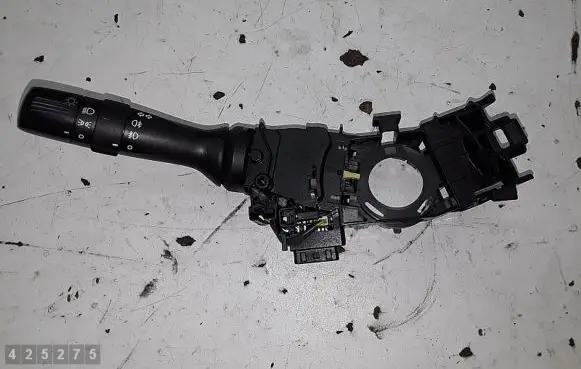 Toyota Verso Light switch 0520017F421