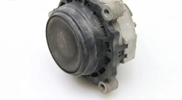 BMW 1 F20 F21 Engine mount bracket 6854251