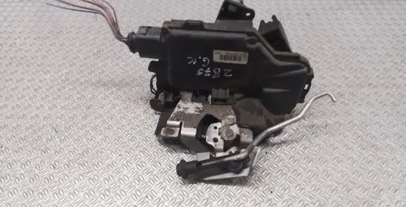 Audi A6 S6 C5 4B Rear door lock 4B0839015G