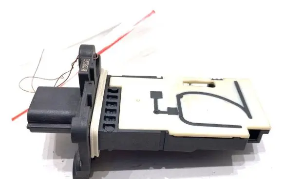 Opel Vivaro Mass air flow meter 226807131R