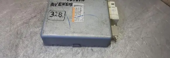 Toyota Avensis T270 Power steering control unit/module 89650-05070