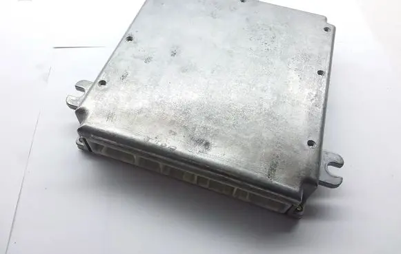 Honda Civic Engine control unit/module 37820PMHG22 1833663Z17