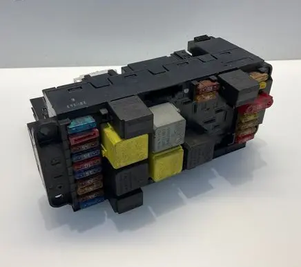 Mercedes-Benz C W203 Fuse module 2035452801 74450400 5DK00848551