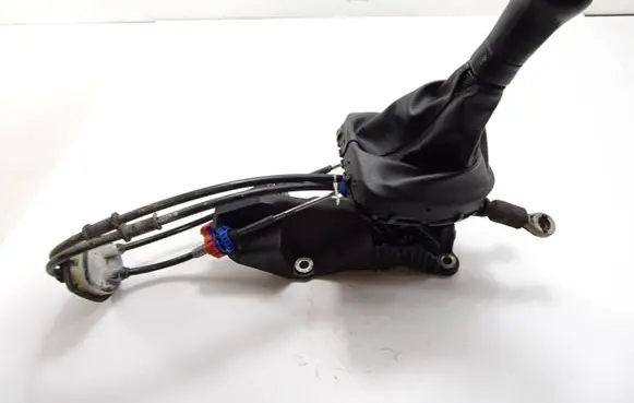 Nissan Qashqai Gear shift cable bracket JD00A 60114245 101110