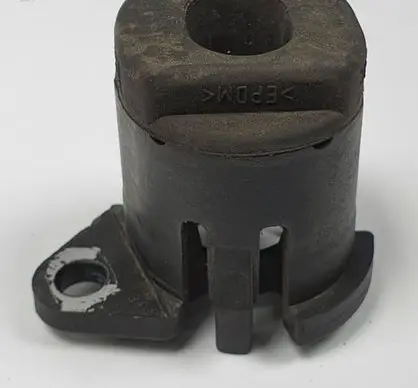 Volvo C70 Radiator mount bracket 30639749