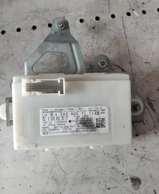 Mercedes-Benz C W205 Keyless (KESSY) go control unit/module A2229007111 2229020311