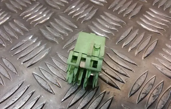 BMW X6 F16 Other relay 837370001