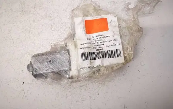 Audi A7 S7 4G Front door window regulator motor 8K0959802B