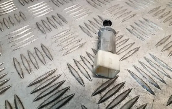 Brake pedal sensor switch