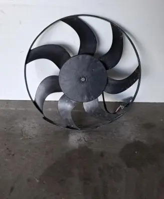 Volvo XC60 Electric radiator cooling fan 31657360