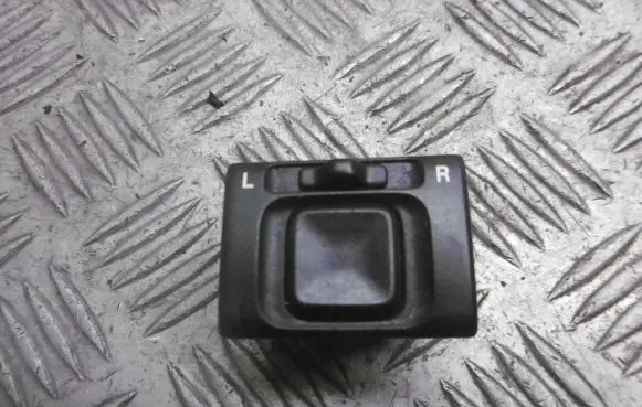 Suzuki Liana Wing mirror switch