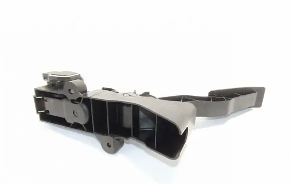 Mercedes-Benz A W169 Accelerator throttle pedal A1693000104