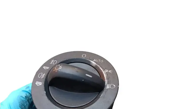 Audi A6 S6 C6 4F Light switch