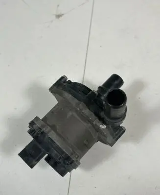 Audi Q3 8U Other engine bay part 230826S2B1