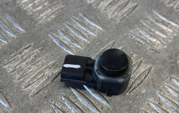 Renault Trafic III (X82) Parking PDC sensor 284429097R