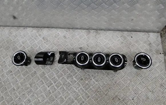 Mercedes-Benz B W247 Dash center air vent grill 