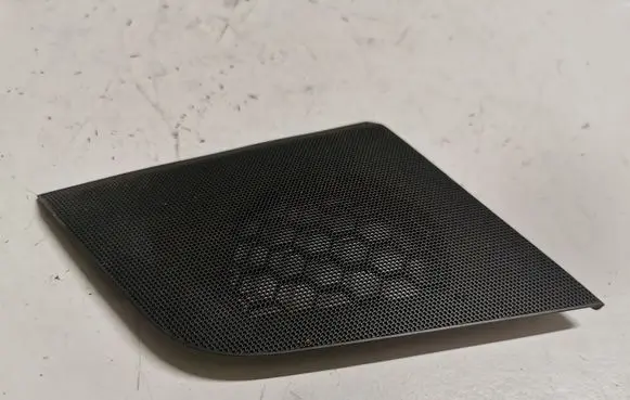 Side speaker trim/cover