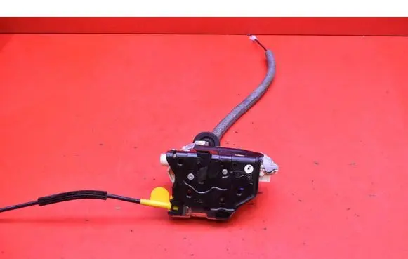 Audi A5 8T 8F Front door lock 8J1837016A