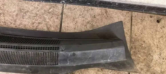 Opel Zafira B Wiper trim 1154682 13142034