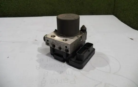 Iveco Daily 6th gen ABS Pump 5801815699