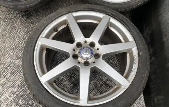 Mercedes-Benz C W204 R18 alloy rim A2044019902