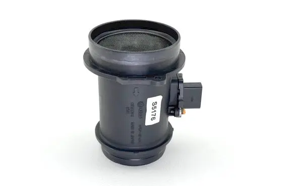 Audi A6 S6 C6 4F Mass air flow meter 059906461K
