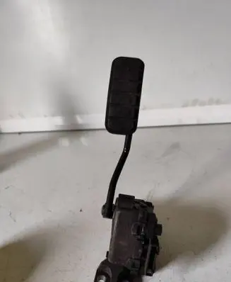 Volkswagen Golf IV Accelerator throttle pedal 6PV00811904 7700314525