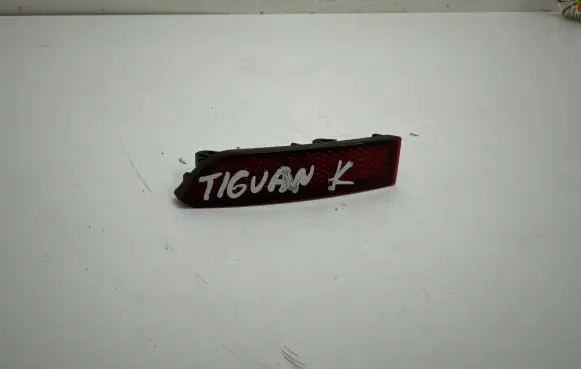 Volkswagen Tiguan Rear tail light reflector 5NA945103