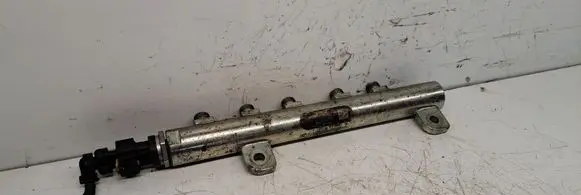 Fiat Croma Fuel injector supply line/pipe 044521409555209572