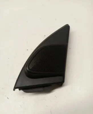 Volvo XC60 Front door high frequency speaker 30781066 M5XUG 09404