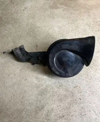 Volkswagen Phaeton Horn signal A28657625